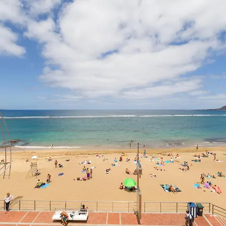 Semesterbostad Beachfront In Palmas With Terrace Las Palmas de Gran Canaria